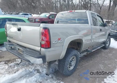 2007 Chevrolet Silverado 2500Hd Classic Lt1 z USA, uszkodzony, nr VIN 1GCHK29UX7E198002